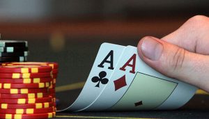 Memenangkan Permainan All American Poker